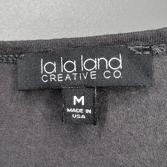 LA LA LAND CREATIVE CO Motel Graphic Crop Tee Raw Hem Scoop Neck Charcoal Size M - Picture 6 of 8
